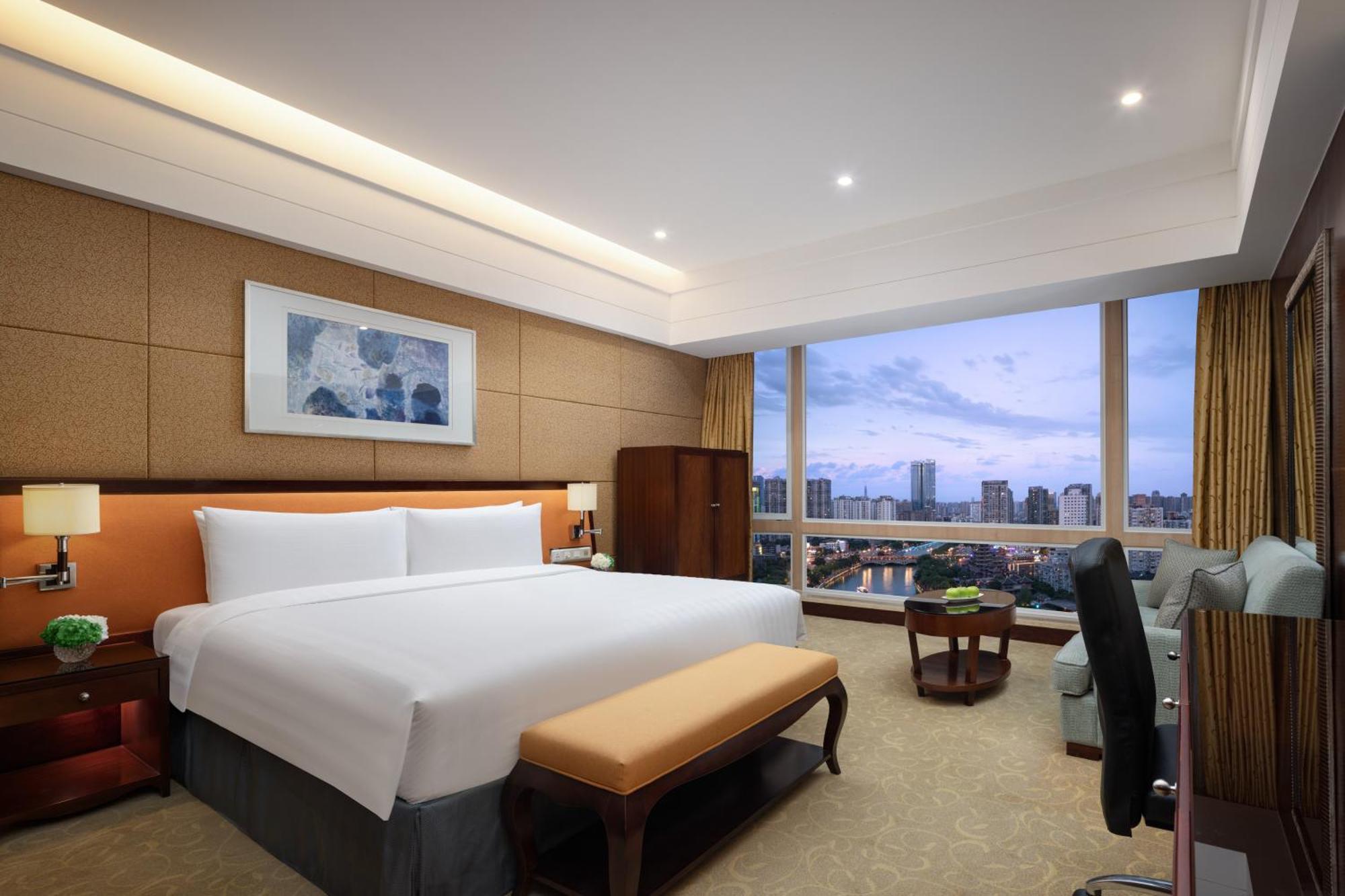 Hotel Shangri-la 5*