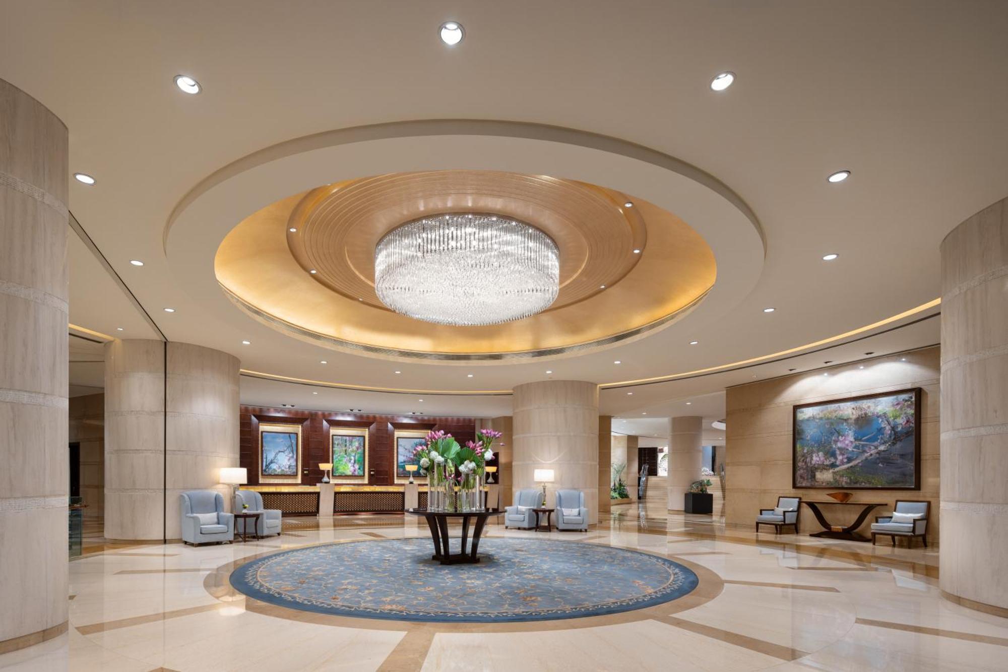 Shangri-la 5*