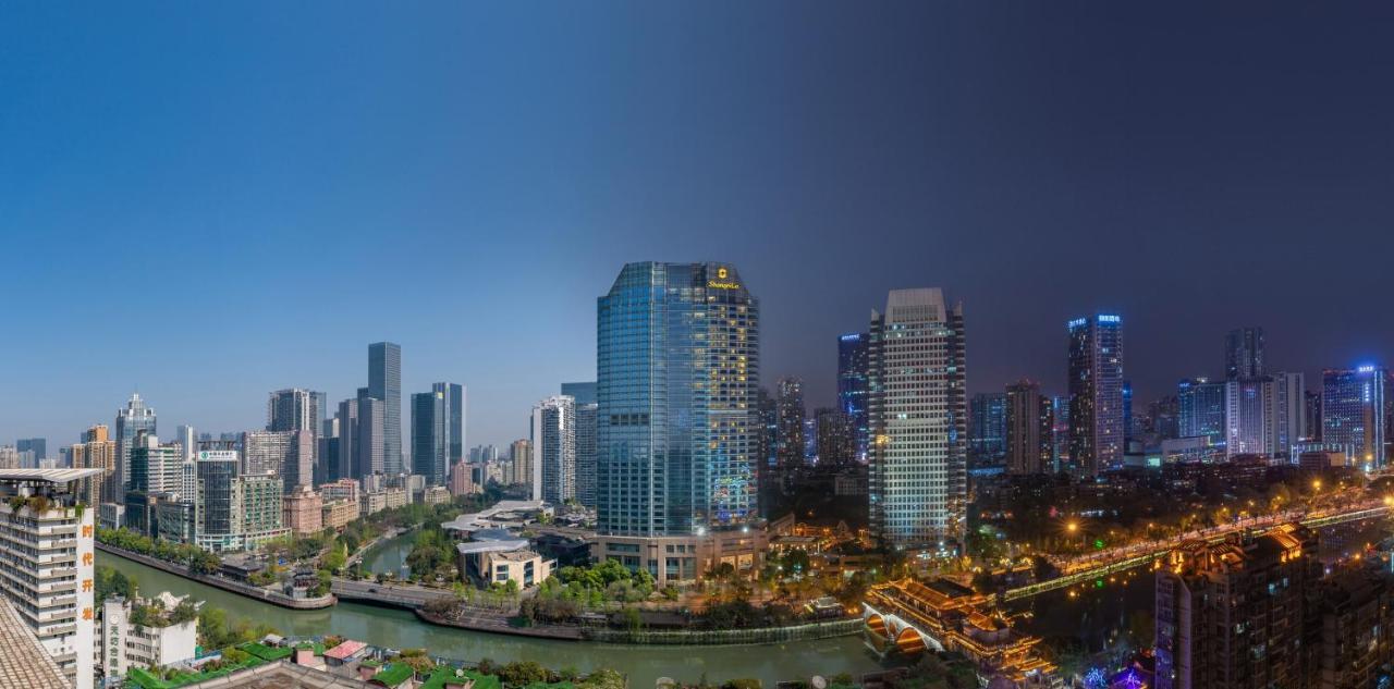 Hotel Shangri-la 5*